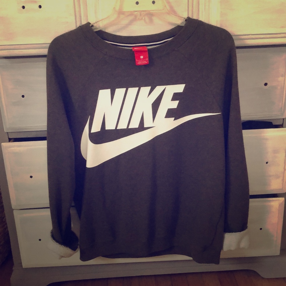 Nike sweatshirt